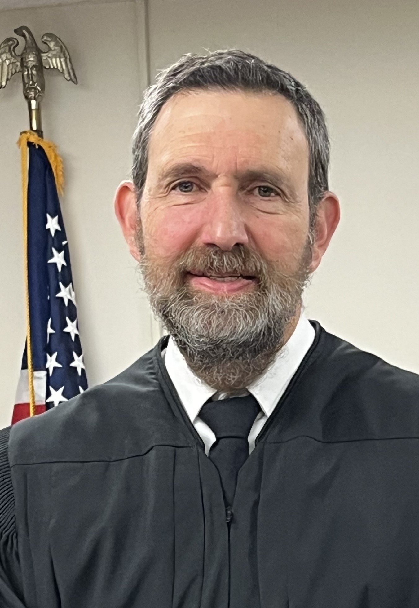 portrait of Judge Steve Lachman, magesterial district 49-3-05